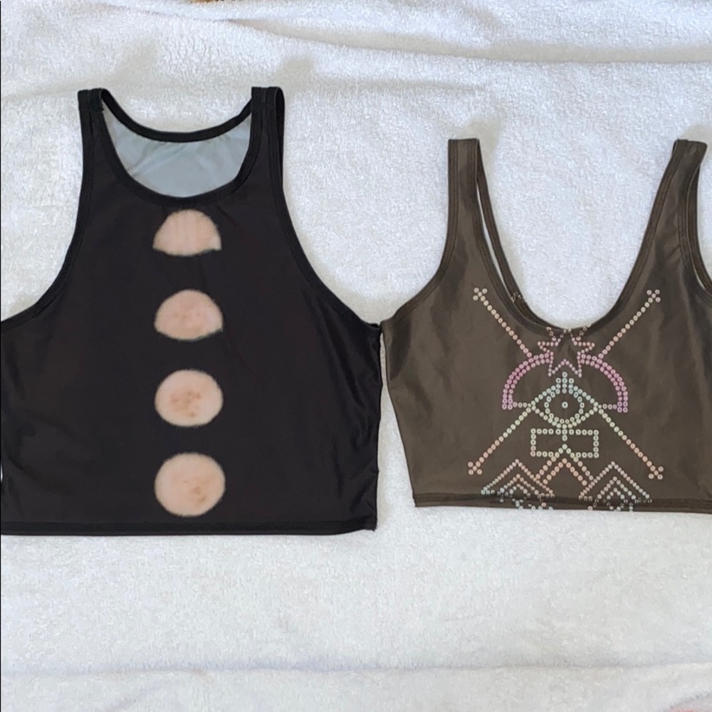 Teeki yoga tops